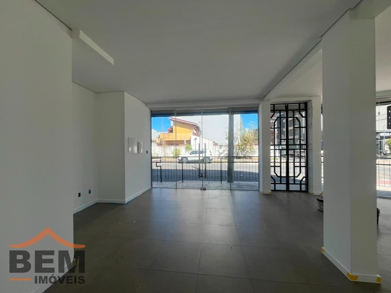 Sala Comercial para Locação com 72m² no bairro Centro, em Itajaí