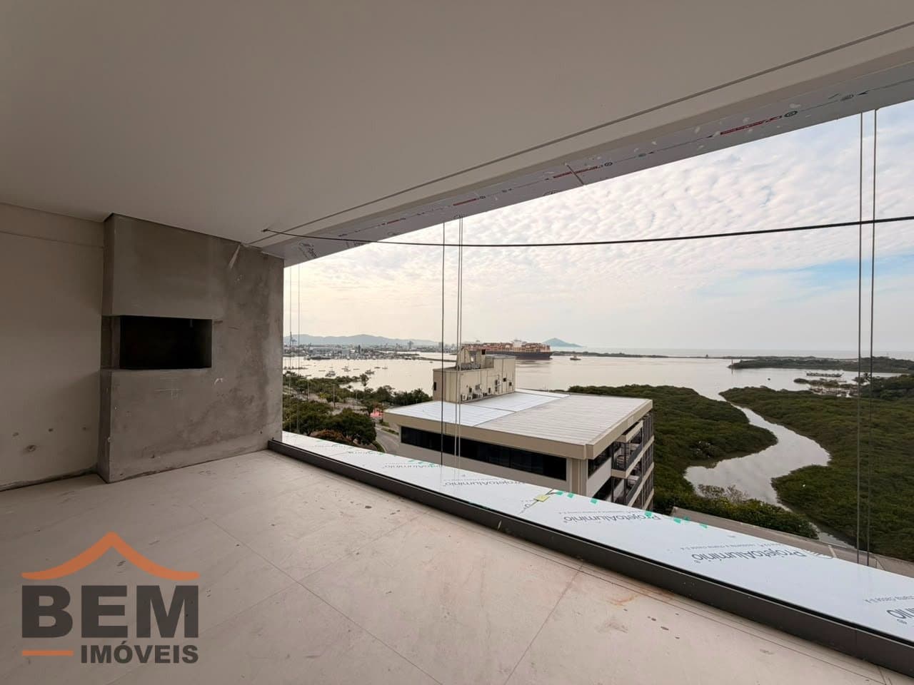 Apartamento para Venda com 3 quartos e 168m² no bairro Fazenda, em Itajaí