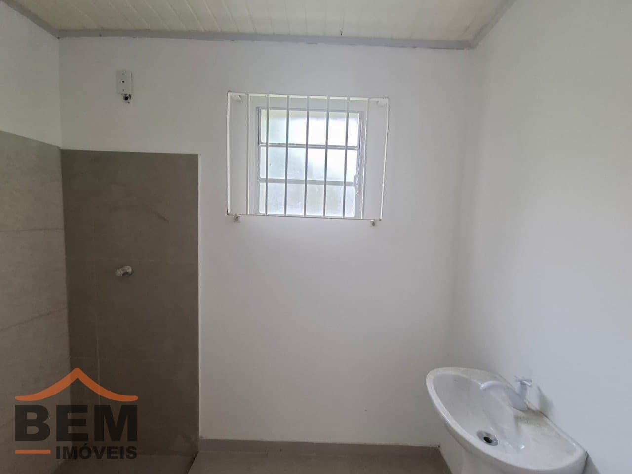 Casa comercial para Locação com 130m² no bairro São João, em Itajaí