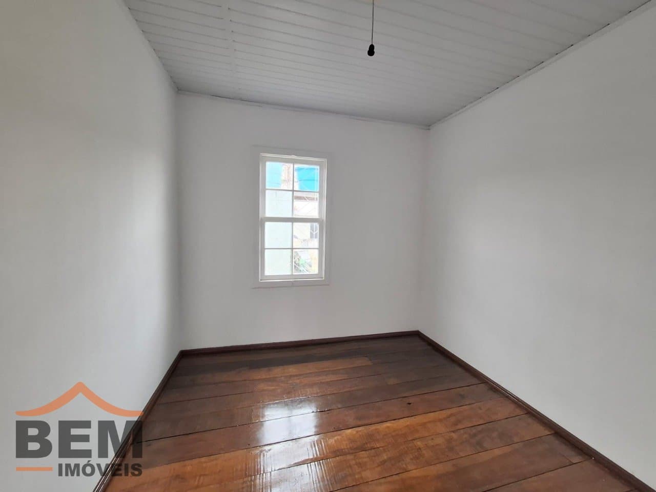 Casa comercial para Locação com 130m² no bairro São João, em Itajaí