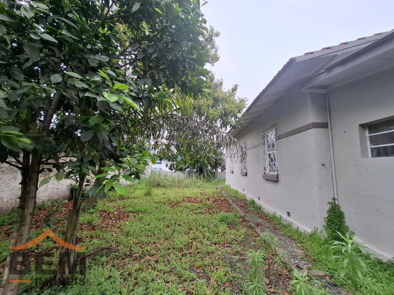 Casa comercial para Locação com 130m² no bairro São João, em Itajaí