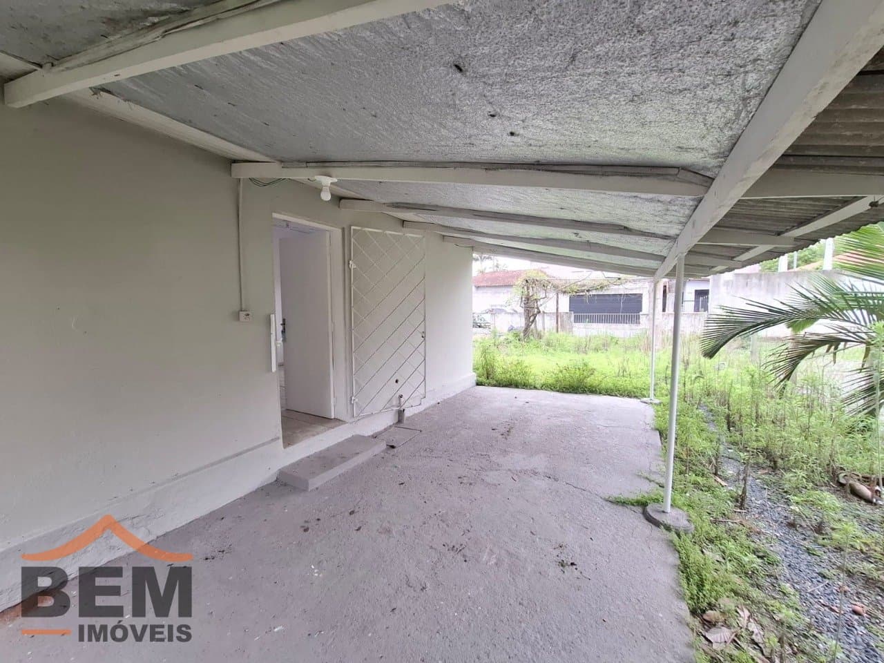 Casa comercial para Locação com 130m² no bairro São João, em Itajaí