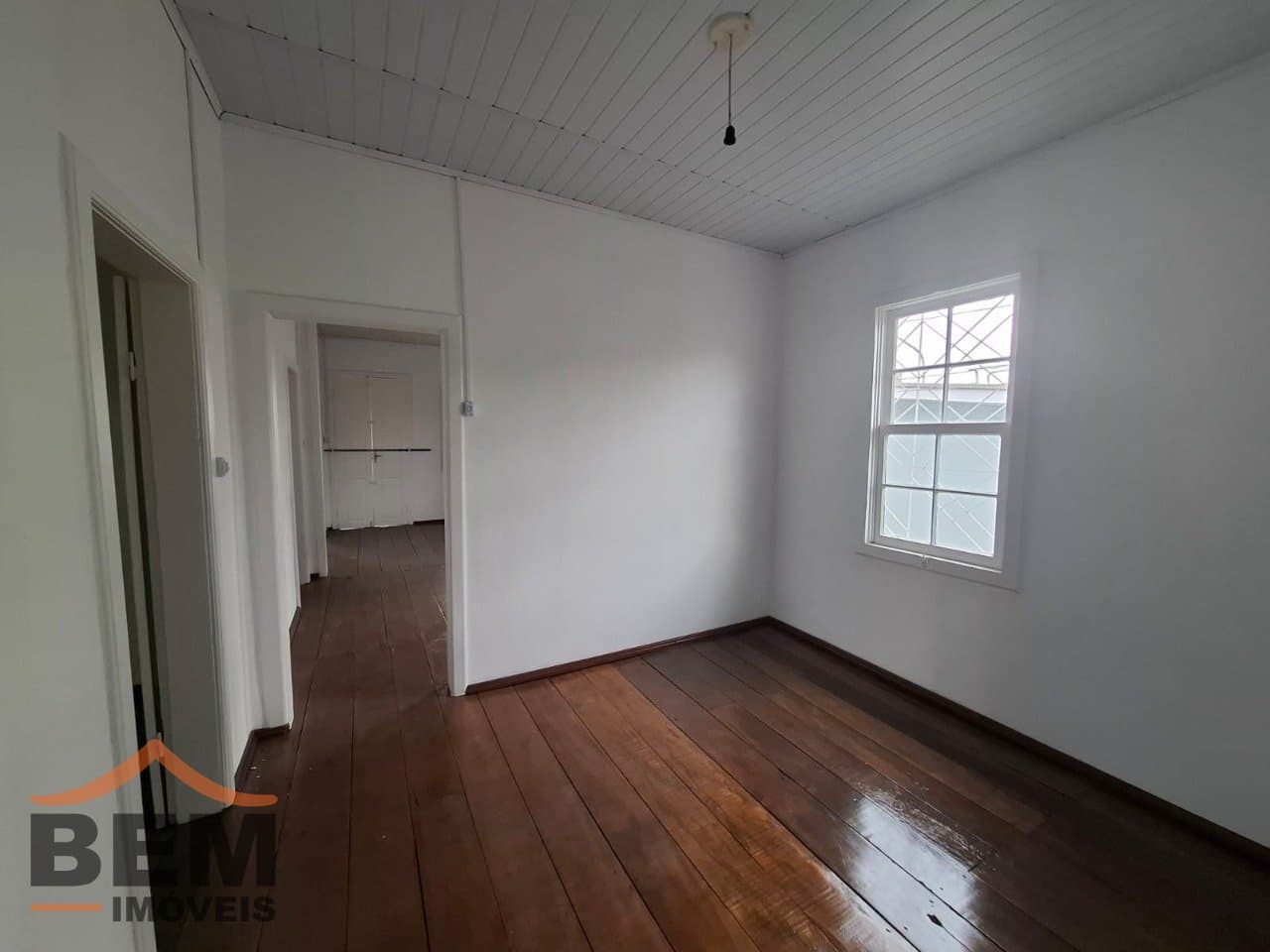 Casa comercial para Locação com 130m² no bairro São João, em Itajaí
