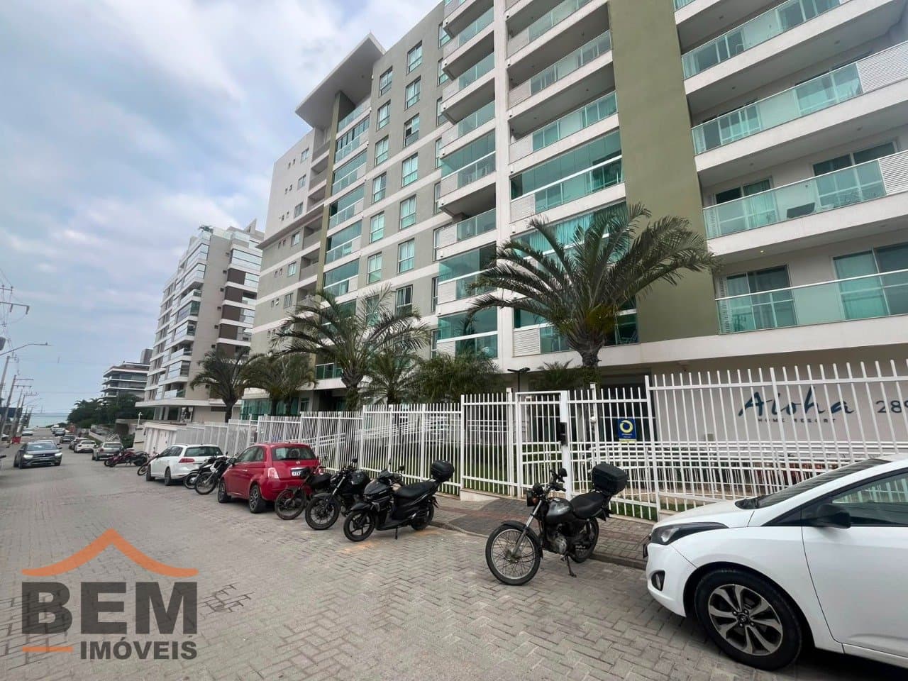 Apartamento para Locação com 3 quartos e 90m² no bairro Praia Brava de Itajaí, em Itajaí