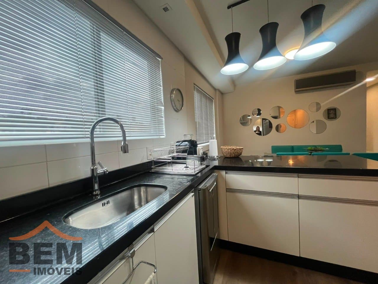 Apartamento para Locação com 3 quartos e 90m² no bairro Praia Brava de Itajaí, em Itajaí