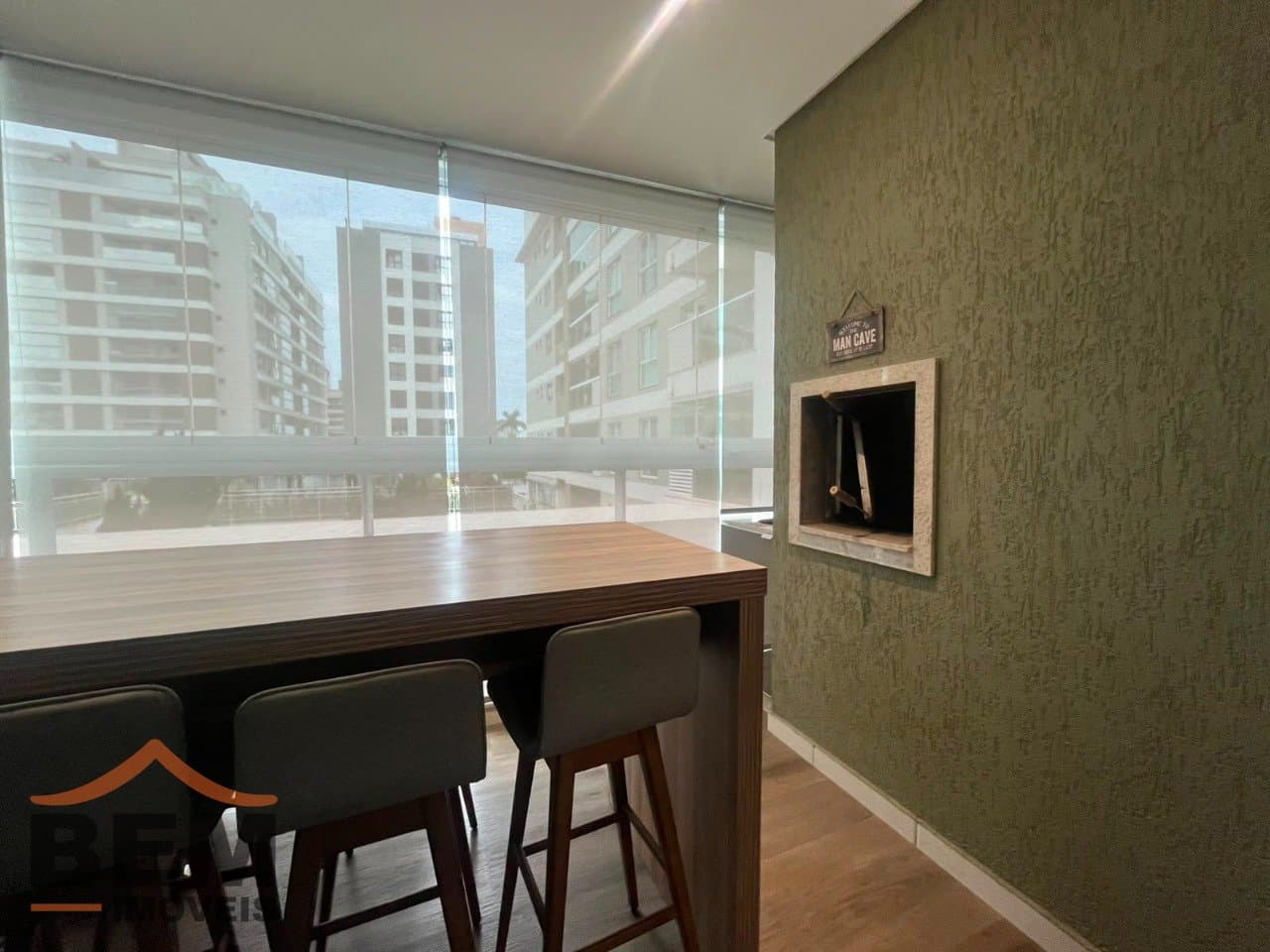 Apartamento para Locação com 3 quartos e 90m² no bairro Praia Brava de Itajaí, em Itajaí