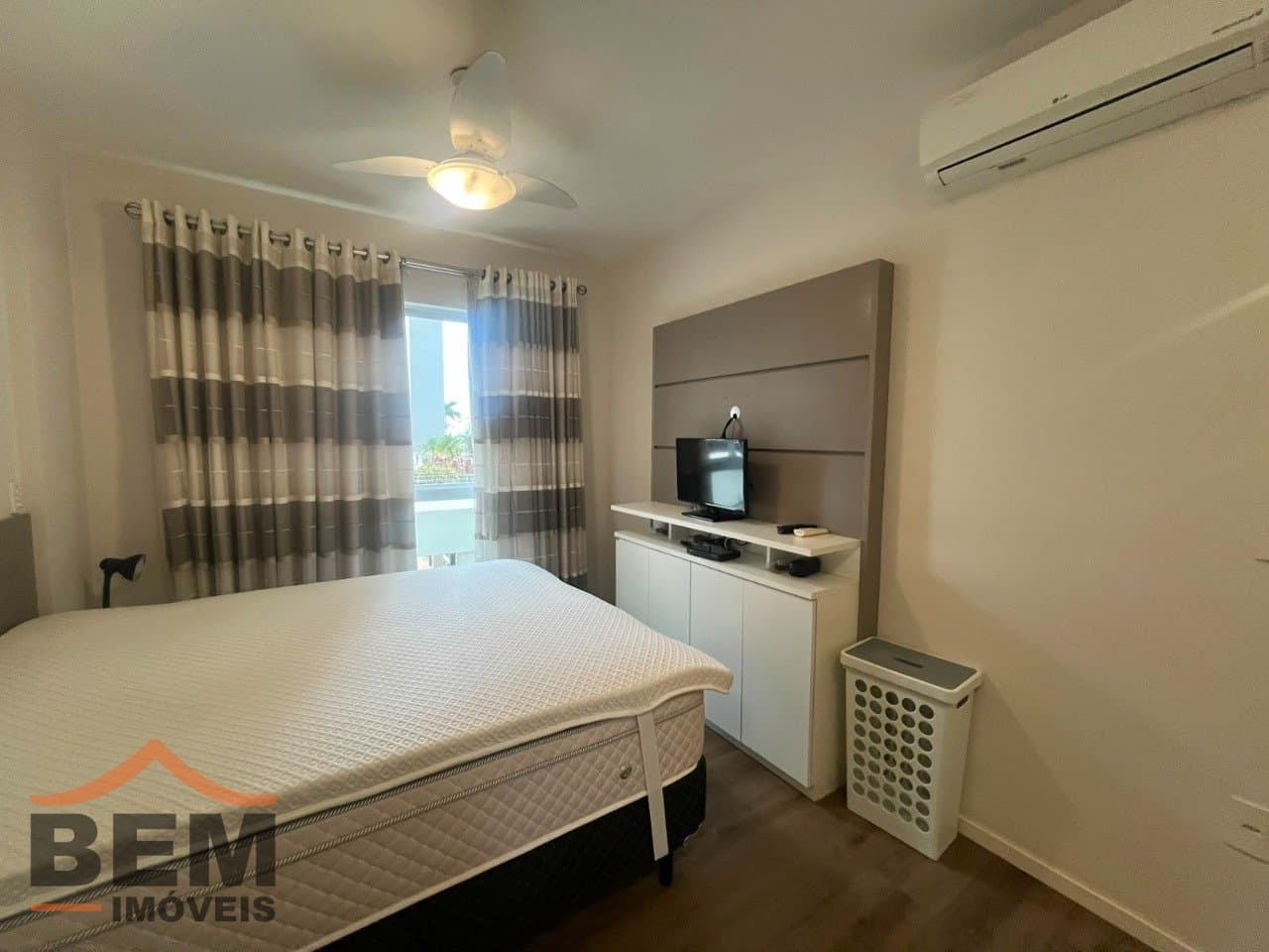 Apartamento para Locação com 3 quartos e 90m² no bairro Praia Brava de Itajaí, em Itajaí