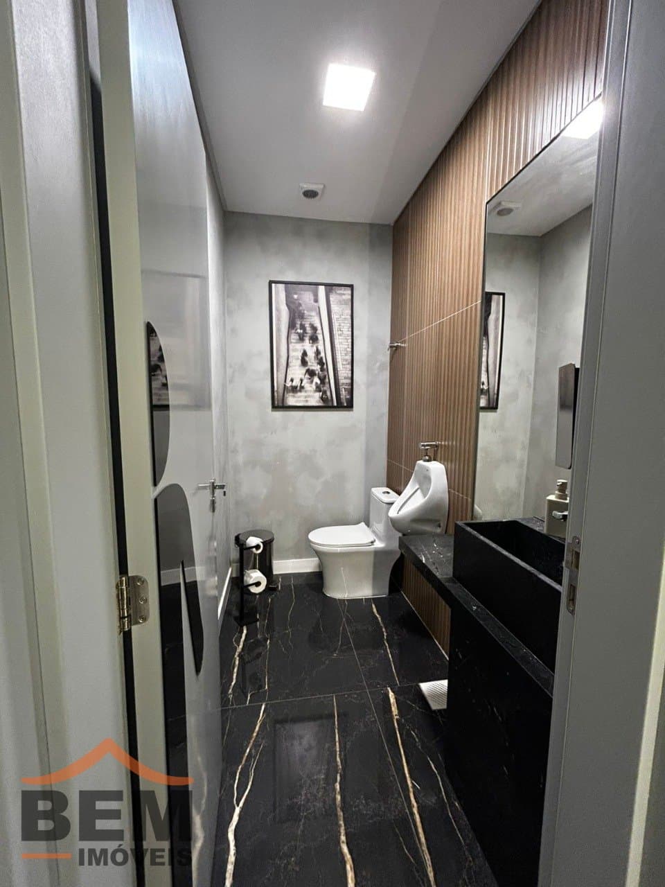 Apartamento para Venda com 2 quartos e 80m² no bairro Centro, em Itajaí