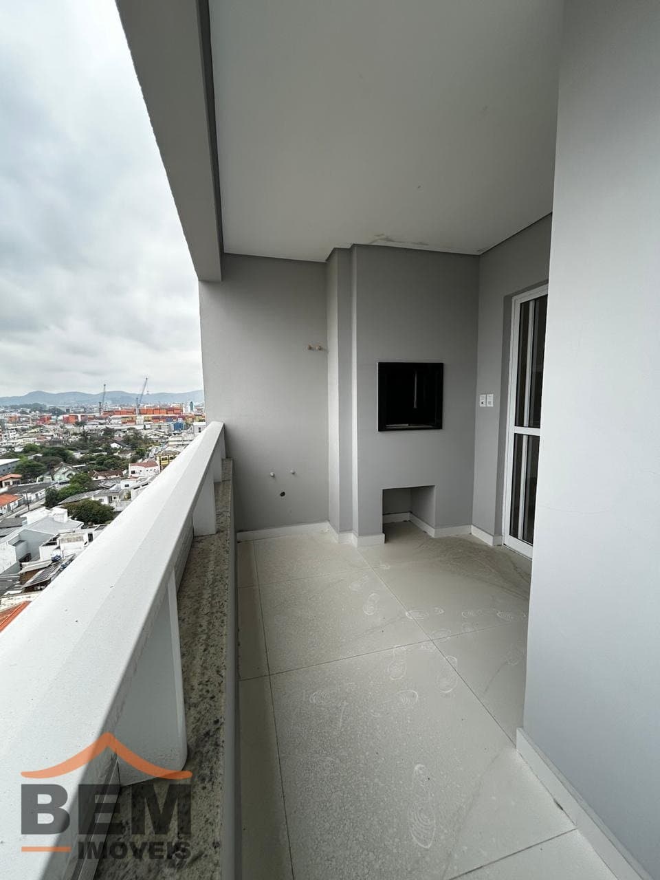 Apartamento para Venda com 2 quartos e 80m² no bairro Centro, em Itajaí