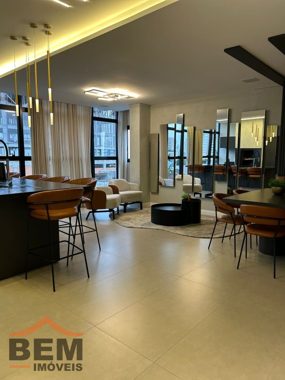 Apartamento para Venda com 2 quartos e 80m² no bairro Centro, em Itajaí
