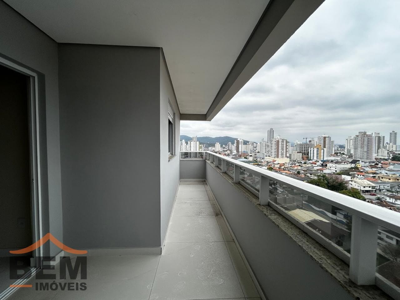 Apartamento para Venda com 2 quartos e 80m² no bairro Centro, em Itajaí