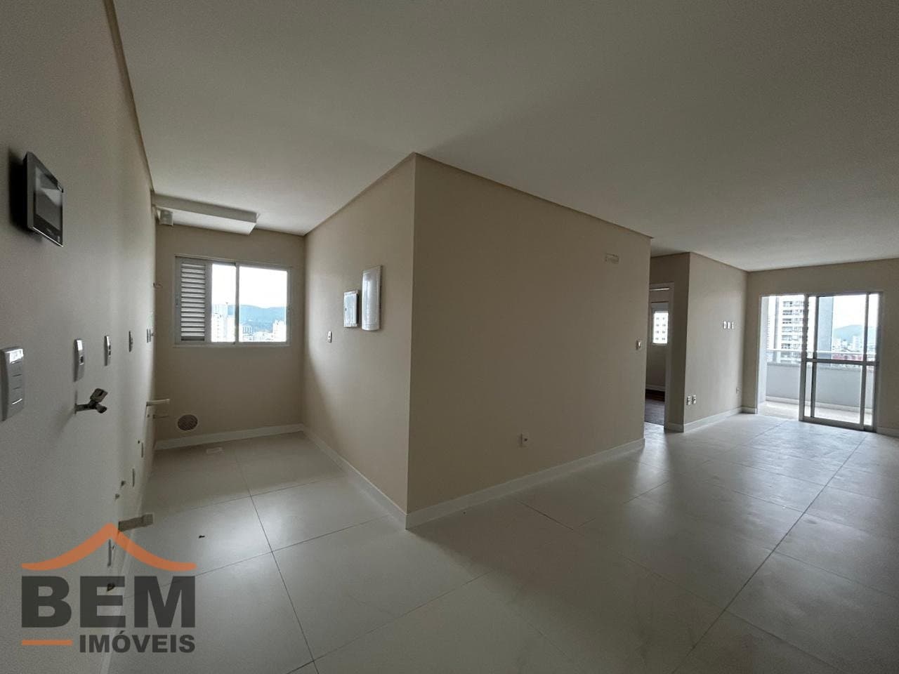 Apartamento para Venda com 2 quartos e 80m² no bairro Centro, em Itajaí