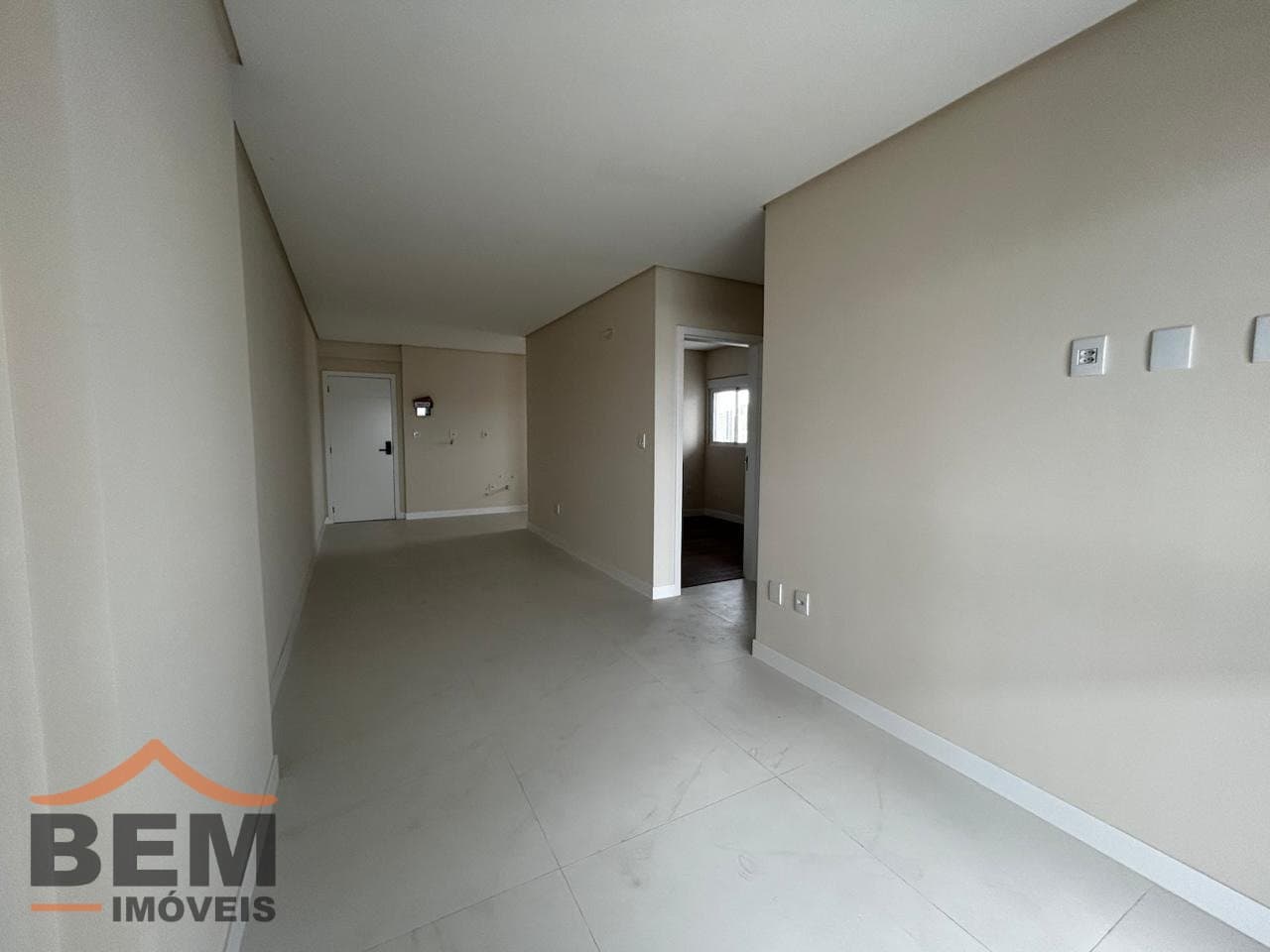 Apartamento para Venda com 2 quartos e 80m² no bairro Centro, em Itajaí