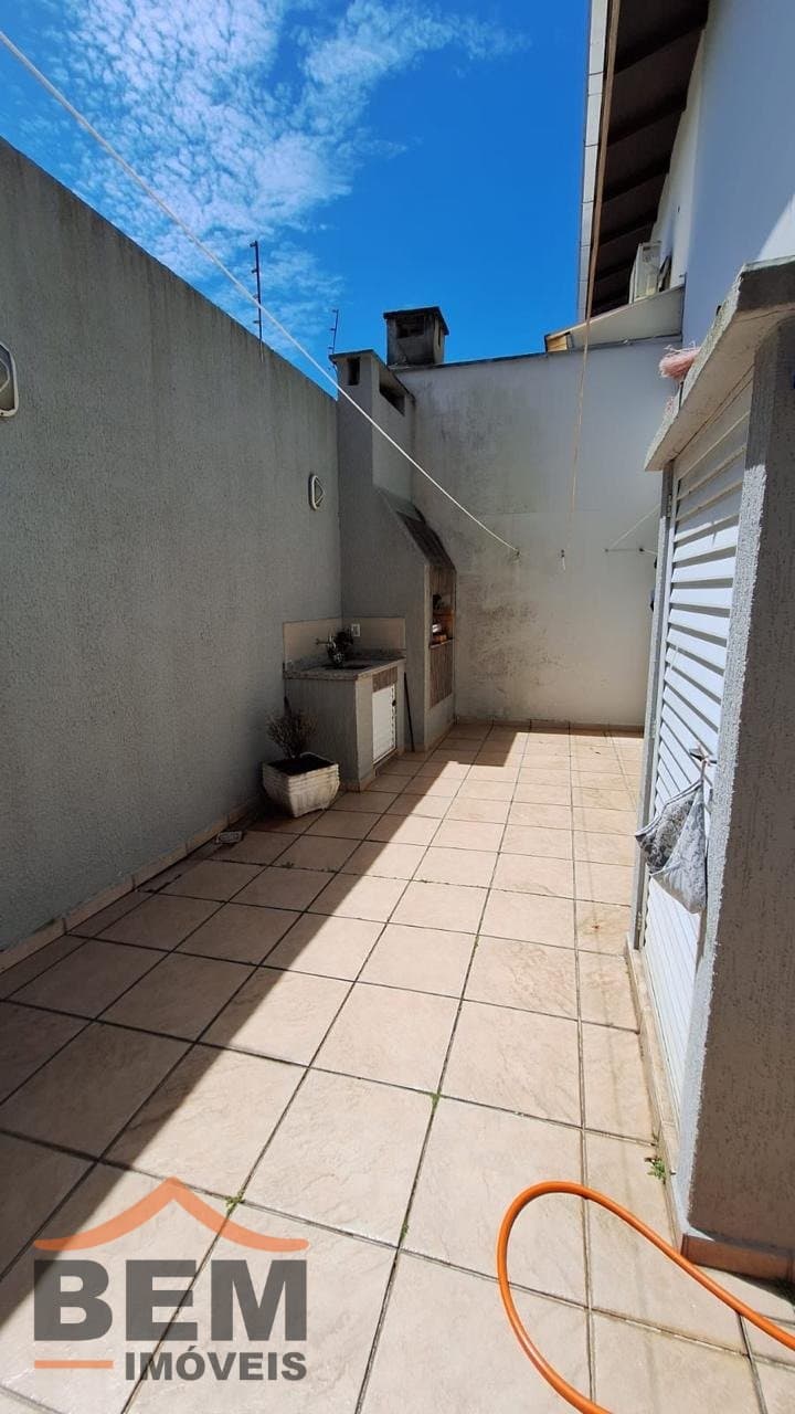 Casa para Venda com 3 quartos e 159m² no bairro Vila Operária, em Itajaí