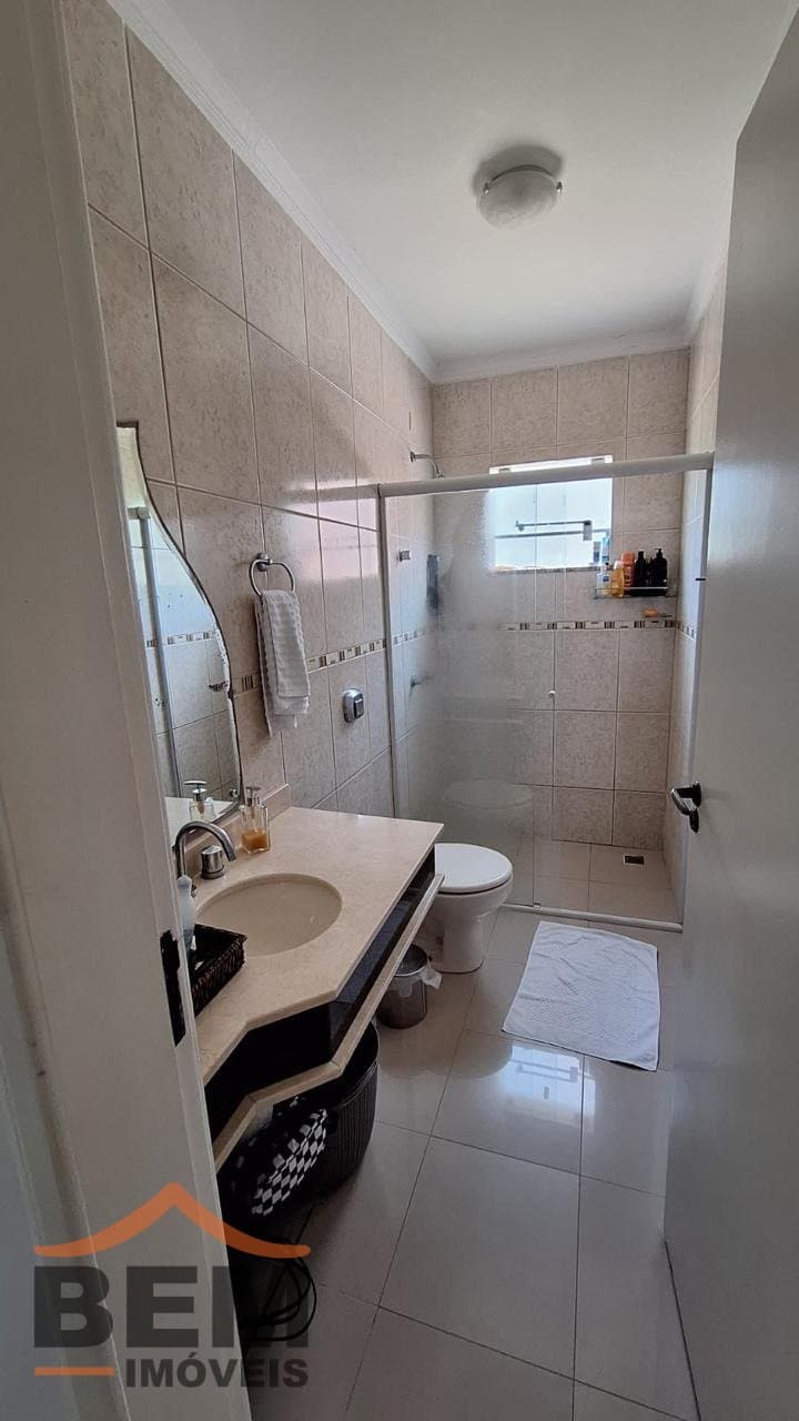 Casa para Venda com 3 quartos e 159m² no bairro Vila Operária, em Itajaí