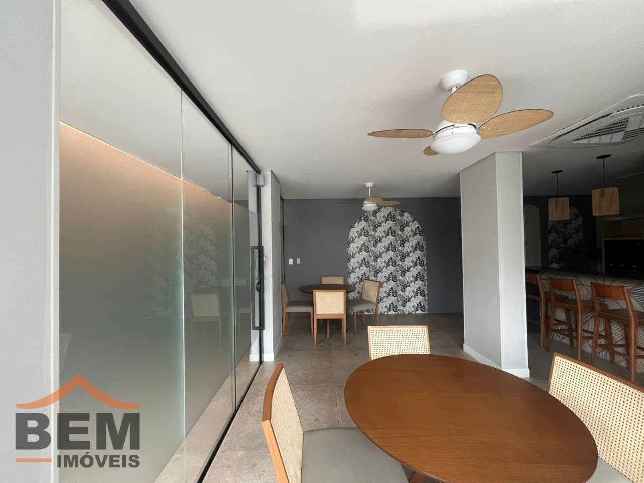 Apartamento para Locação com 2 quartos e 86m² no bairro São João, em Itajaí