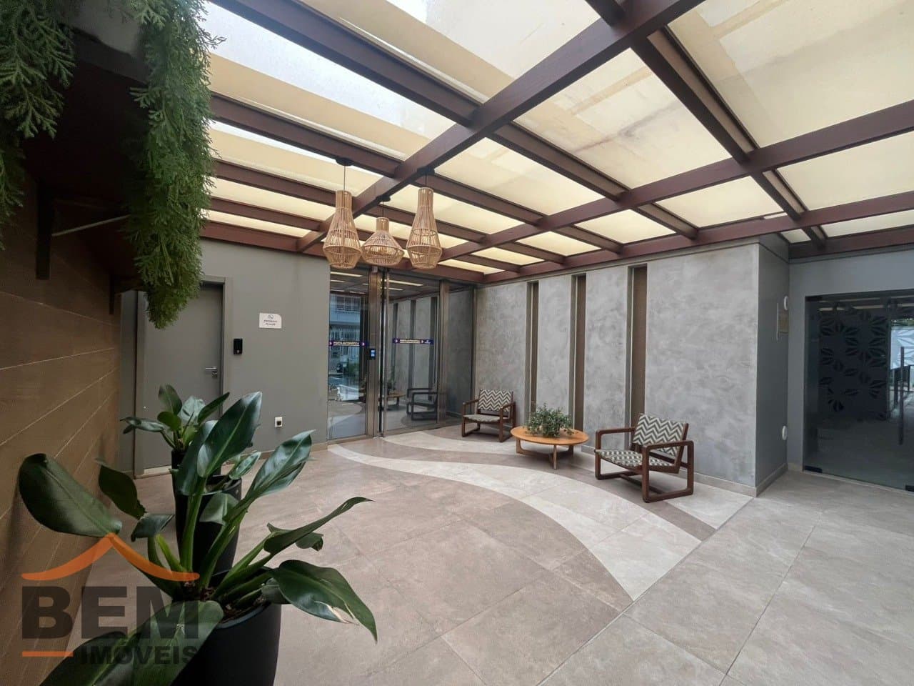 Apartamento para Locação com 2 quartos e 86m² no bairro São João, em Itajaí