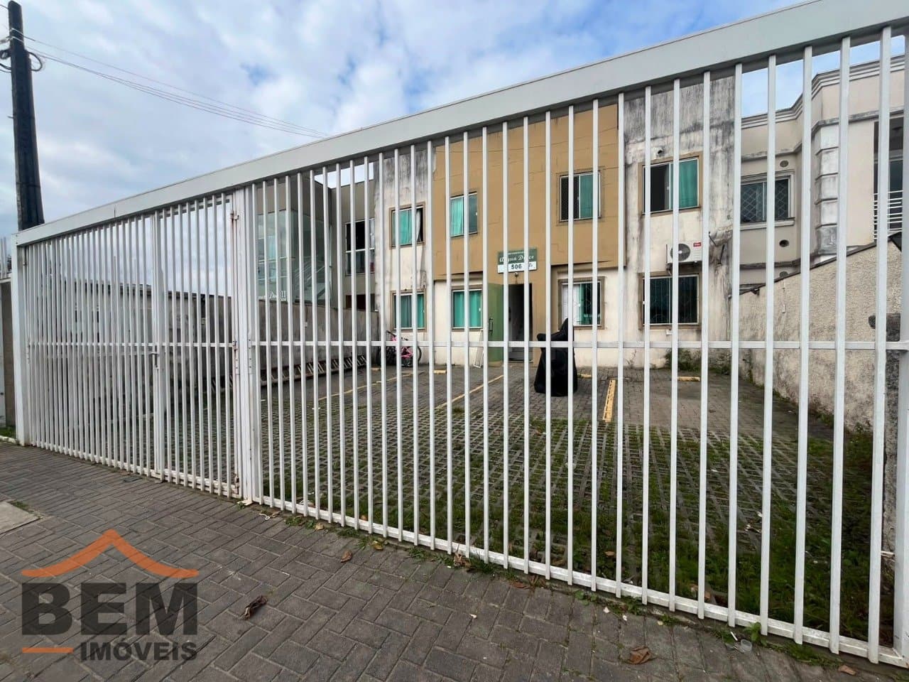 Apartamento para Locação com 2 quartos e 48m² no bairro Santa Regina, em Itajaí