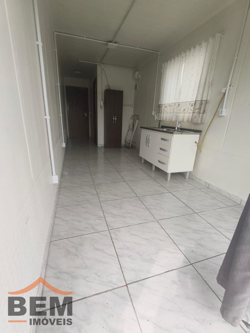 Kitnet para Locação com 1 quarto e 20m² no bairro São Vicente, em Itajaí