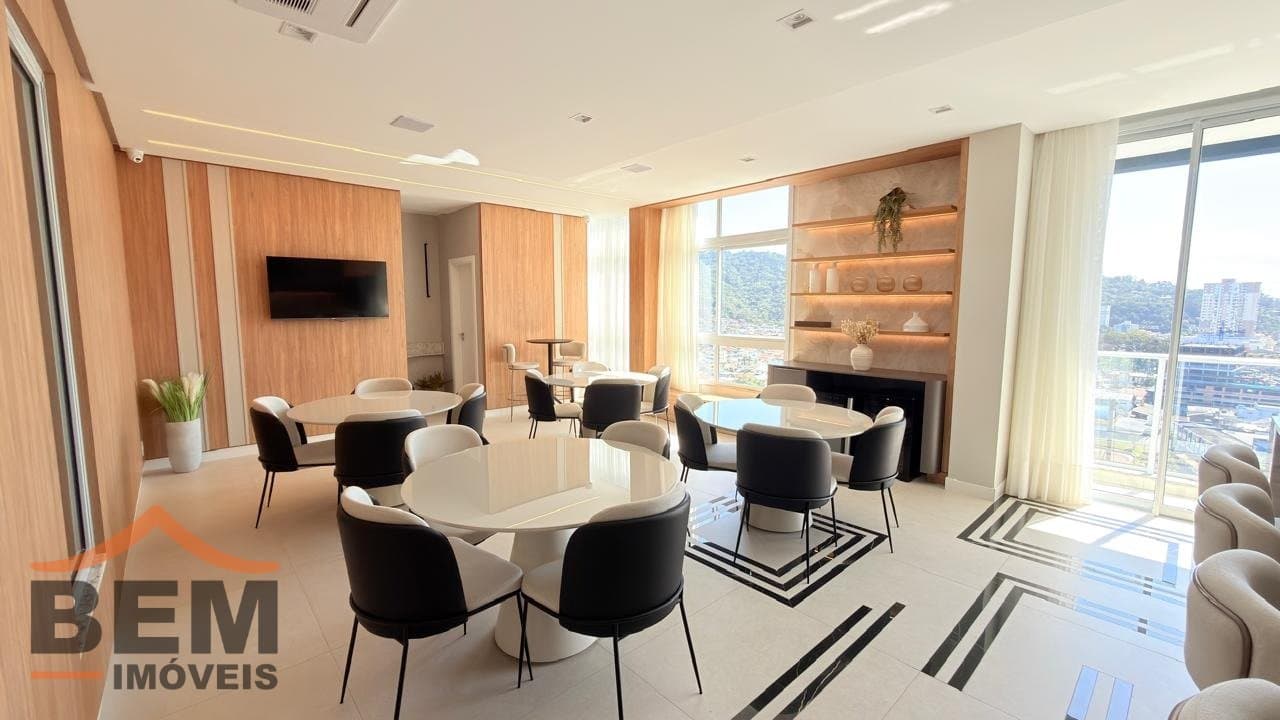 Apartamento para Venda com 2 quartos e 75m² no bairro Fazendinha, em Itajaí