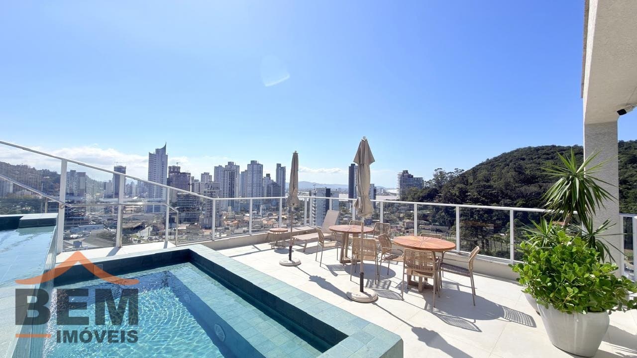 Apartamento para Venda com 2 quartos e 75m² no bairro Fazendinha, em Itajaí