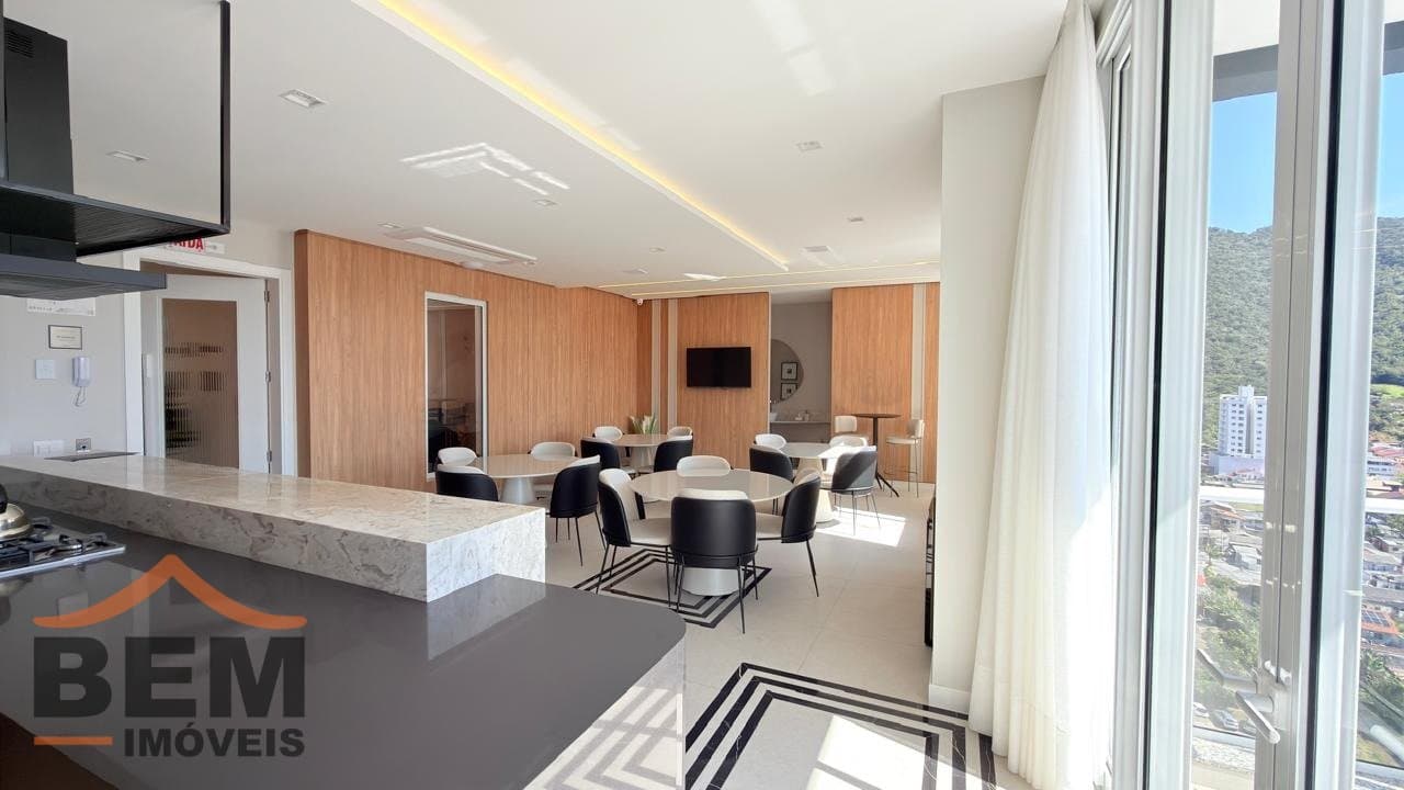 Apartamento para Venda com 2 quartos e 75m² no bairro Fazendinha, em Itajaí