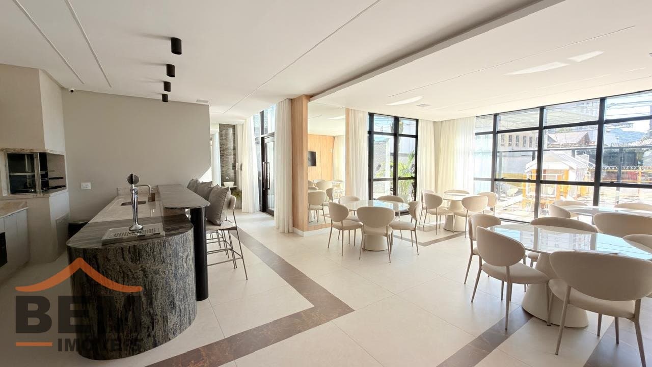 Apartamento para Venda com 2 quartos e 75m² no bairro Fazendinha, em Itajaí