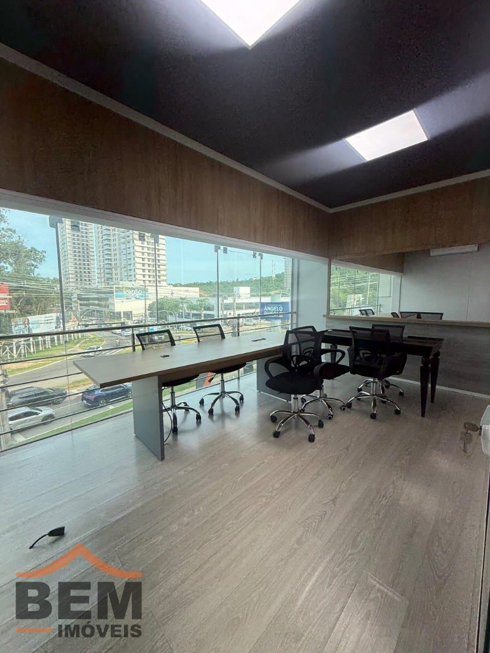 Sala Comercial para Locação com 60m² no bairro Praia Brava, em Itajaí