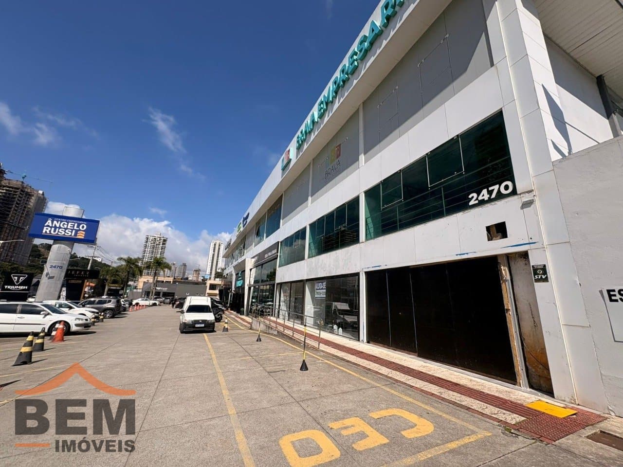 Sala Comercial para Locação com 300m² no bairro Praia Brava, em Itajaí