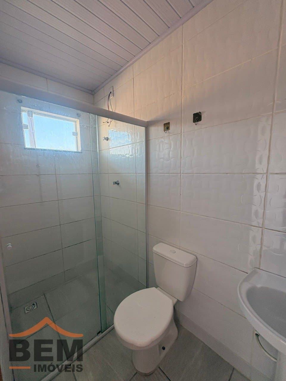 Kitnet para Locação com 2 quartos e 27m² no bairro Santa Regina, em Itajaí