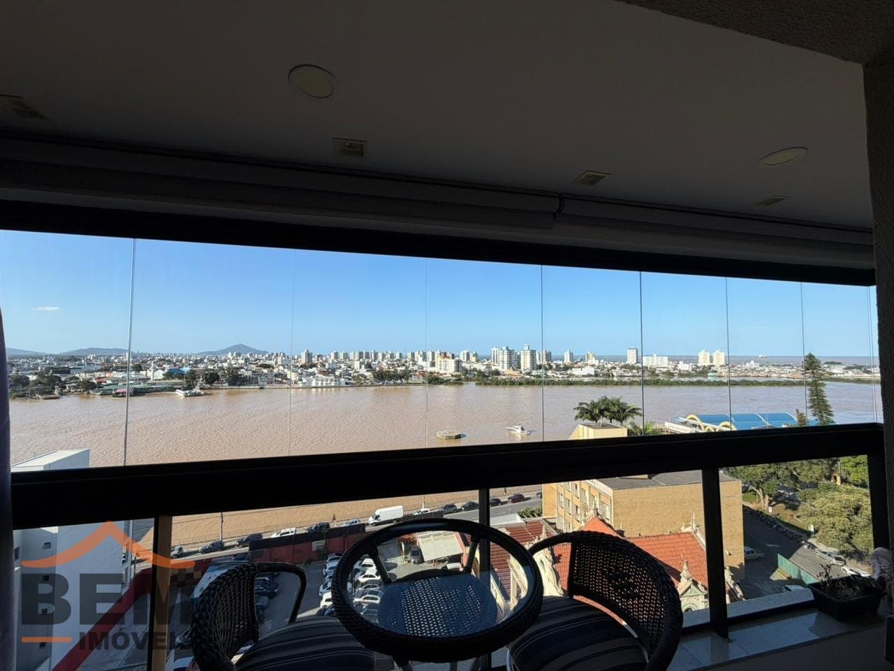 Apartamento para Venda com 2 quartos e 64m² no bairro Centro, em Itajaí