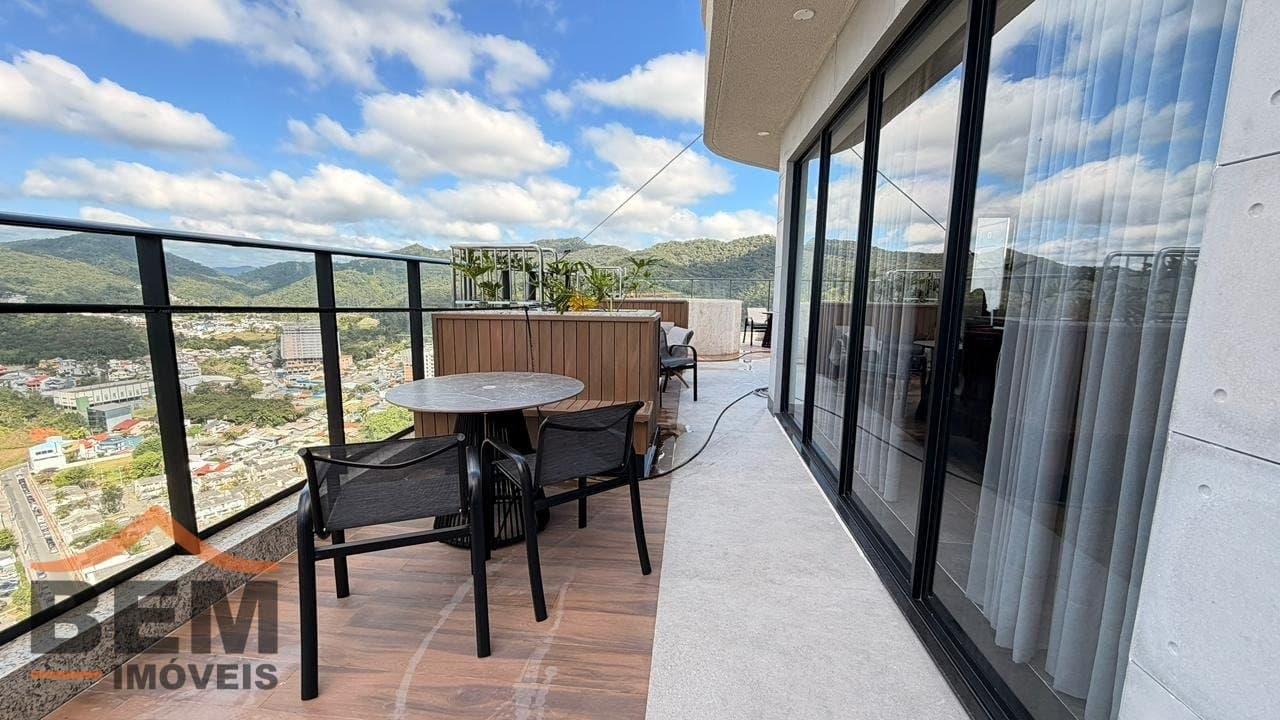 Apartamento para Venda com 2 quartos e 74m² no bairro Praia Brava, em Itajaí