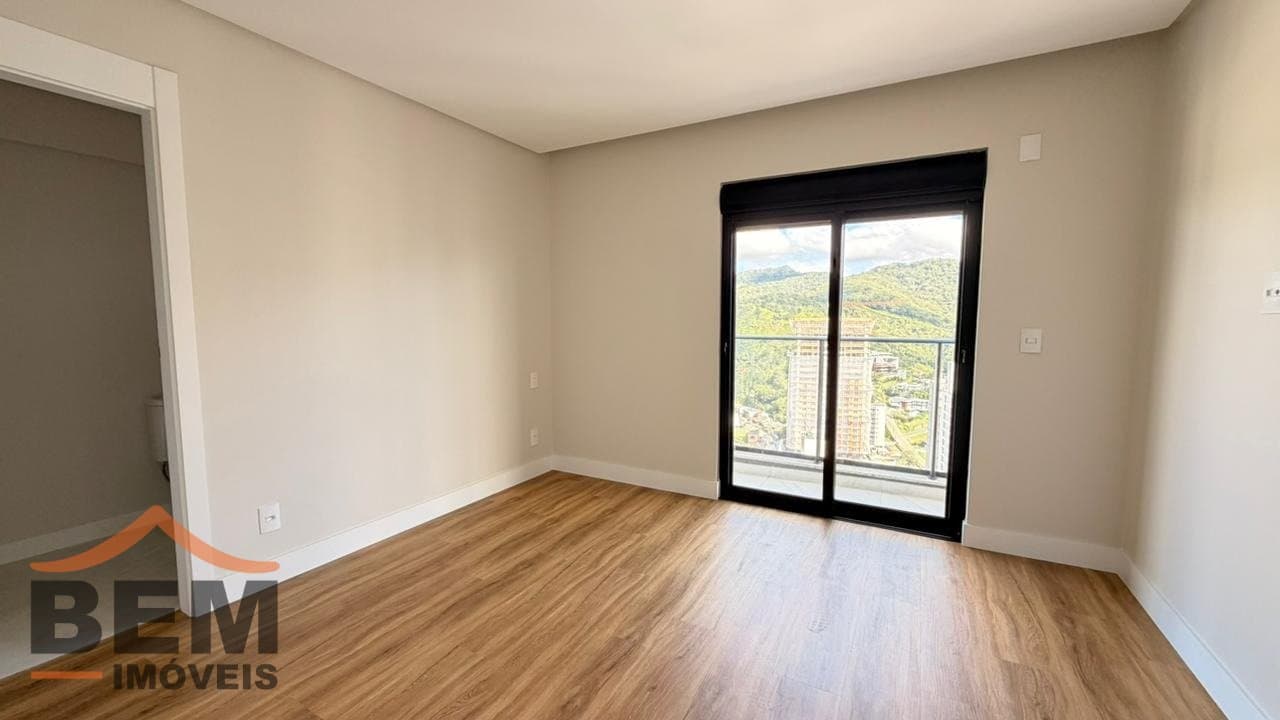 Apartamento para Venda com 2 quartos e 74m² no bairro Praia Brava, em Itajaí