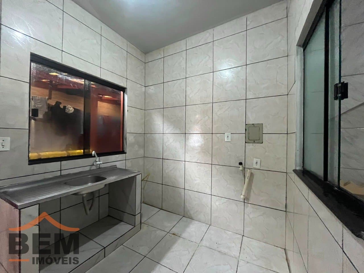Kitnet para Locação com 1 quarto e 30m² no bairro Cidade Nova, em Itajaí