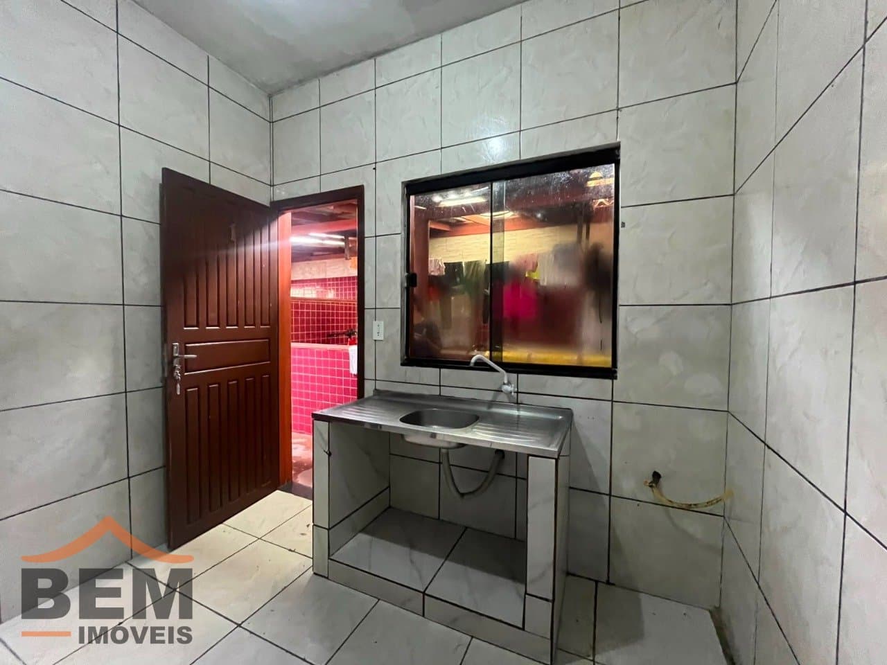 Kitnet para Locação com 1 quarto e 30m² no bairro Cidade Nova, em Itajaí