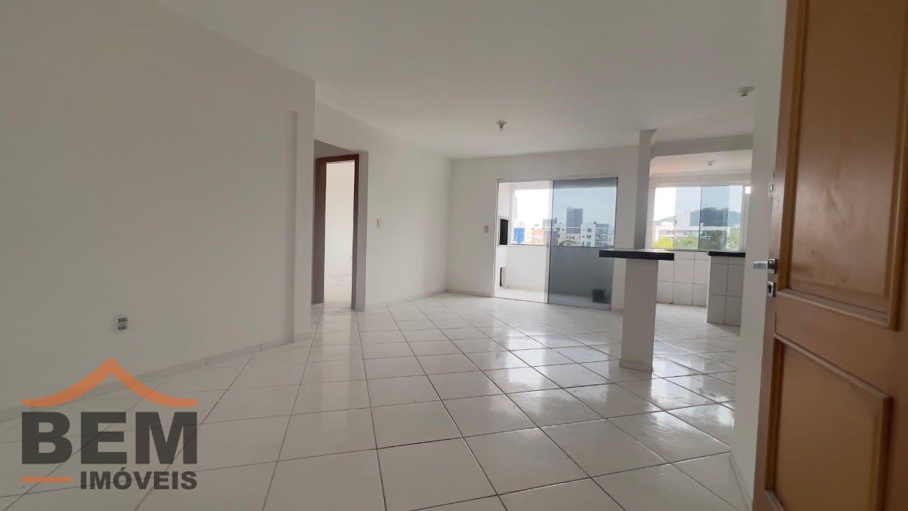 Apartamento para Locação com 2 quartos e 65m² no bairro Nações, em Balneário Camboriú