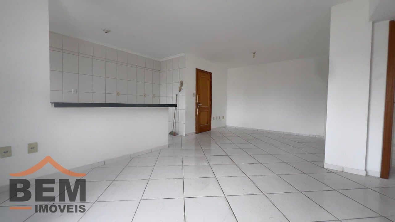 Apartamento para Locação com 2 quartos e 65m² no bairro Nações, em Balneário Camboriú