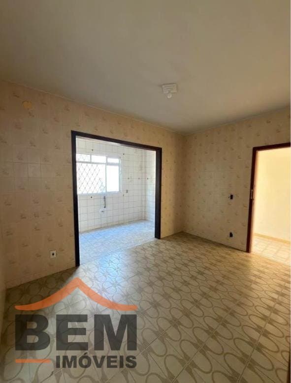Casa para Locação com 5 quartos e 230m² no bairro Centro, em Balneário Camboriú