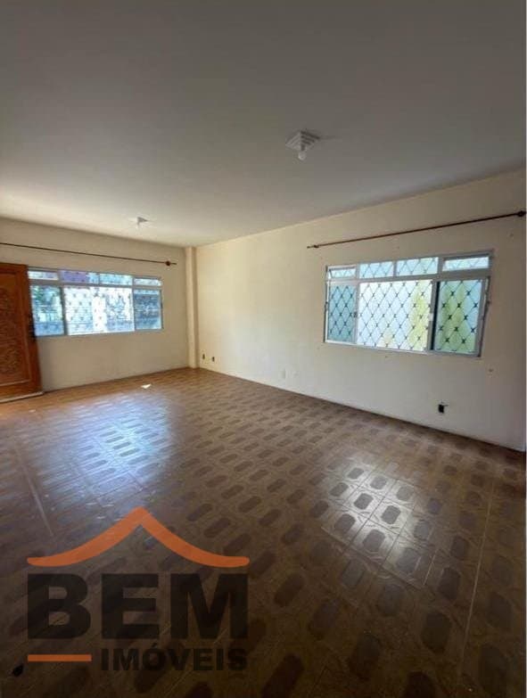 Casa para Locação com 5 quartos e 230m² no bairro Centro, em Balneário Camboriú