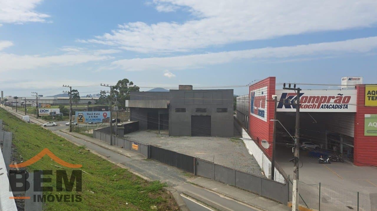 Galpão para Locação com 2000m² no bairro São Domingos, em Navegantes