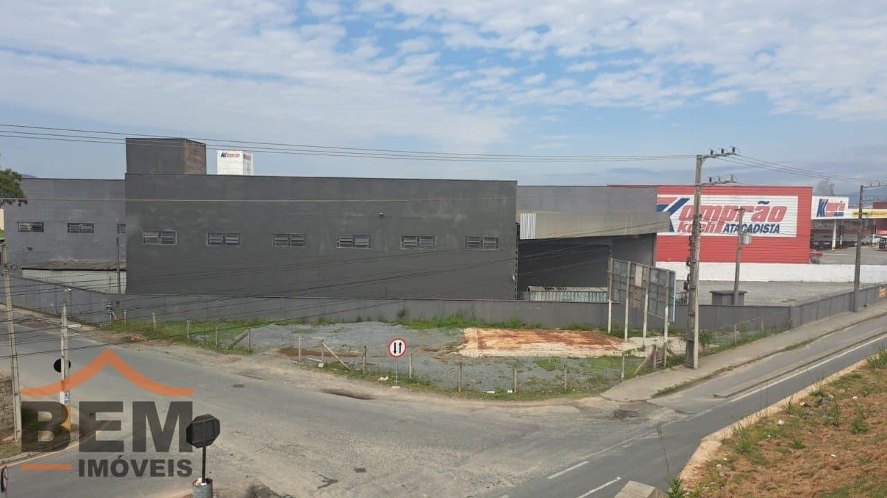 Galpão para Locação com 2000m² no bairro São Domingos, em Navegantes