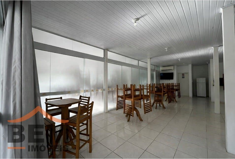Apartamento para Venda com 2 quartos e 54m² no bairro Canhanduba, em Itajaí