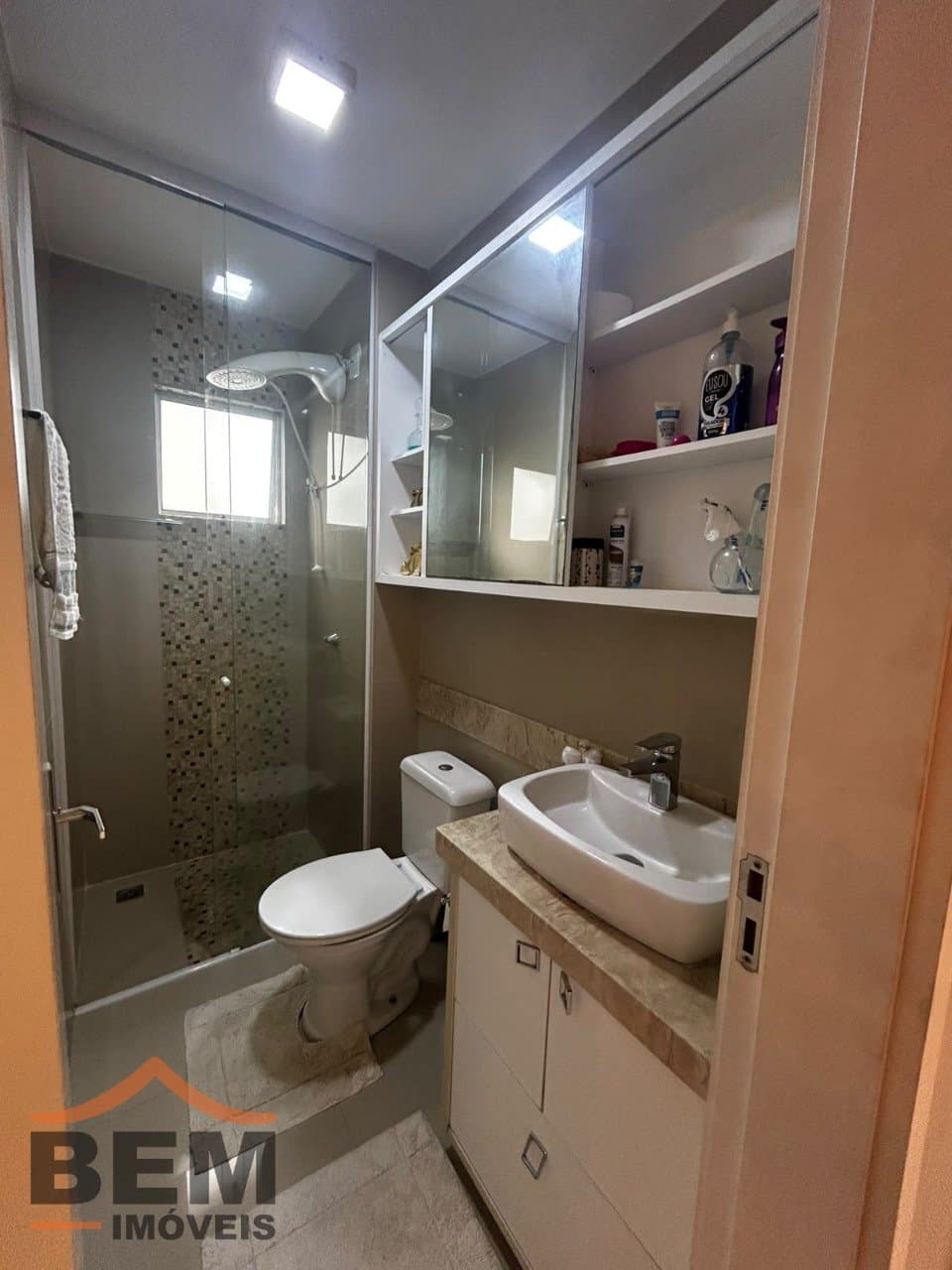 Apartamento para Venda com 2 quartos e 54m² no bairro Canhanduba, em Itajaí