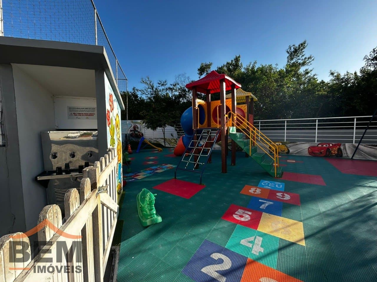 Apartamento para Venda com 2 quartos e 54m² no bairro Canhanduba, em Itajaí