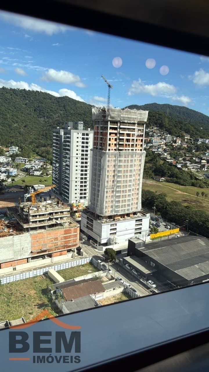 Apartamento para Venda com 3 quartos e 117m² no bairro Praia Brava, em Itajaí