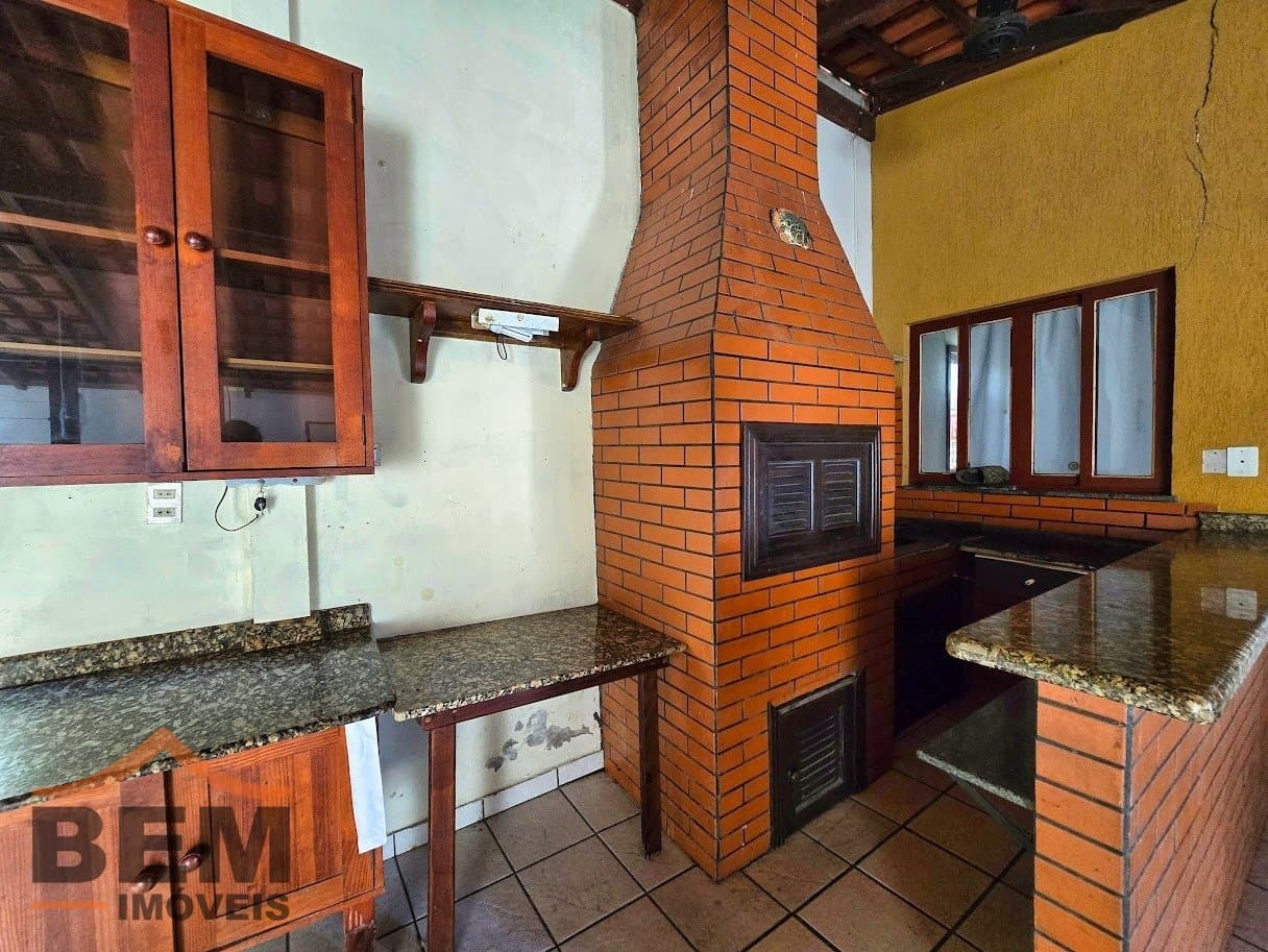 Casa para Venda com 4 quartos e 180m² no bairro São Vicente, em Itajaí