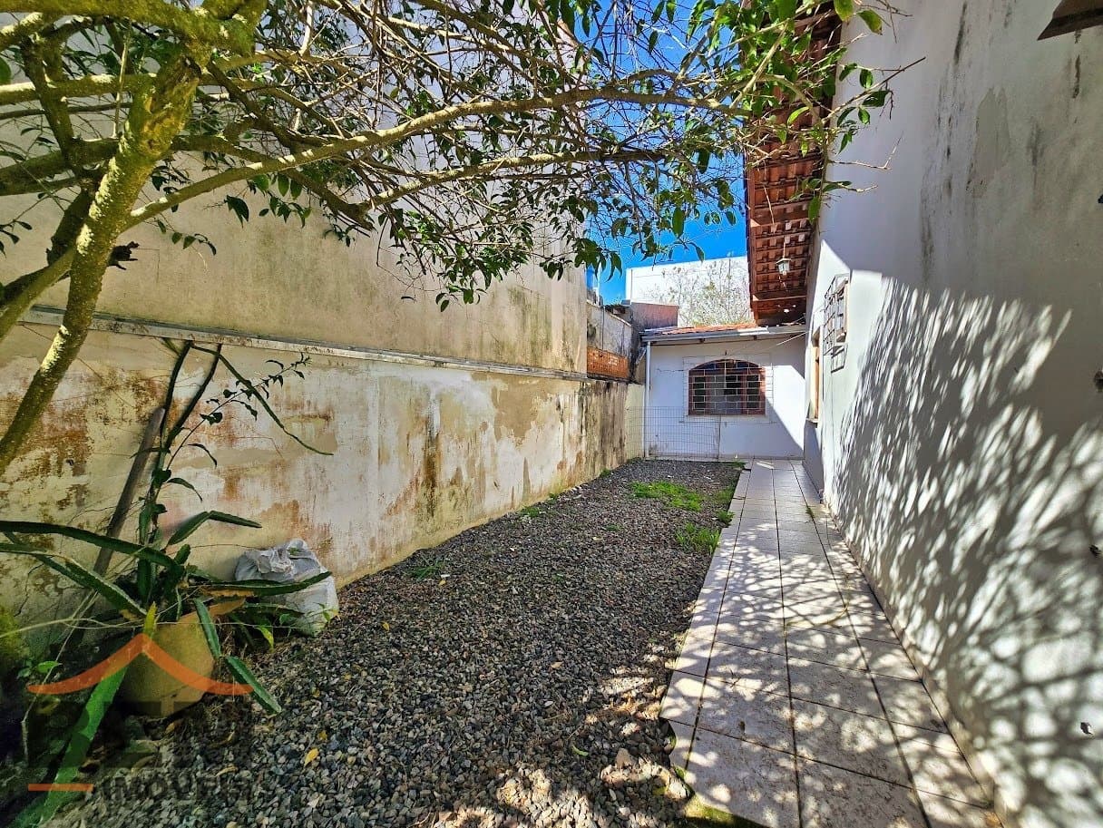 Casa para Venda com 4 quartos e 180m² no bairro São Vicente, em Itajaí