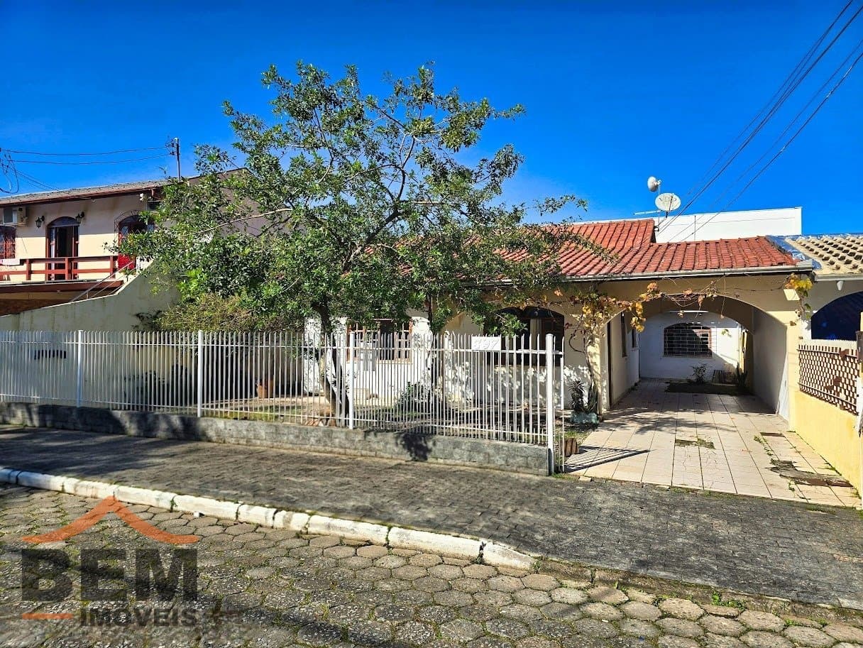 Casa para Venda com 4 quartos e 180m² no bairro São Vicente, em Itajaí