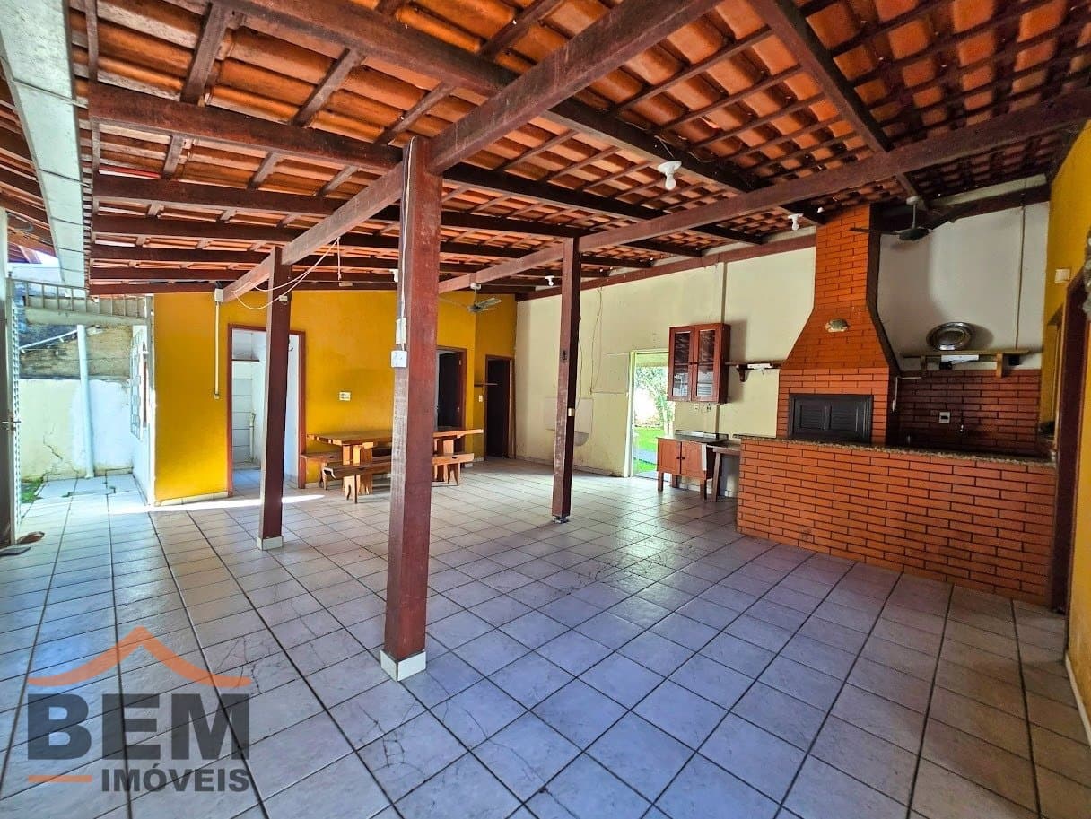 Casa para Venda com 4 quartos e 180m² no bairro São Vicente, em Itajaí
