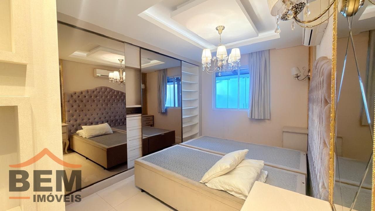 Apartamento para Venda com 2 quartos e 248m² no bairro São João, em Itajaí